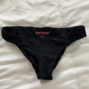 Tori Praver black bikini bottoms size M